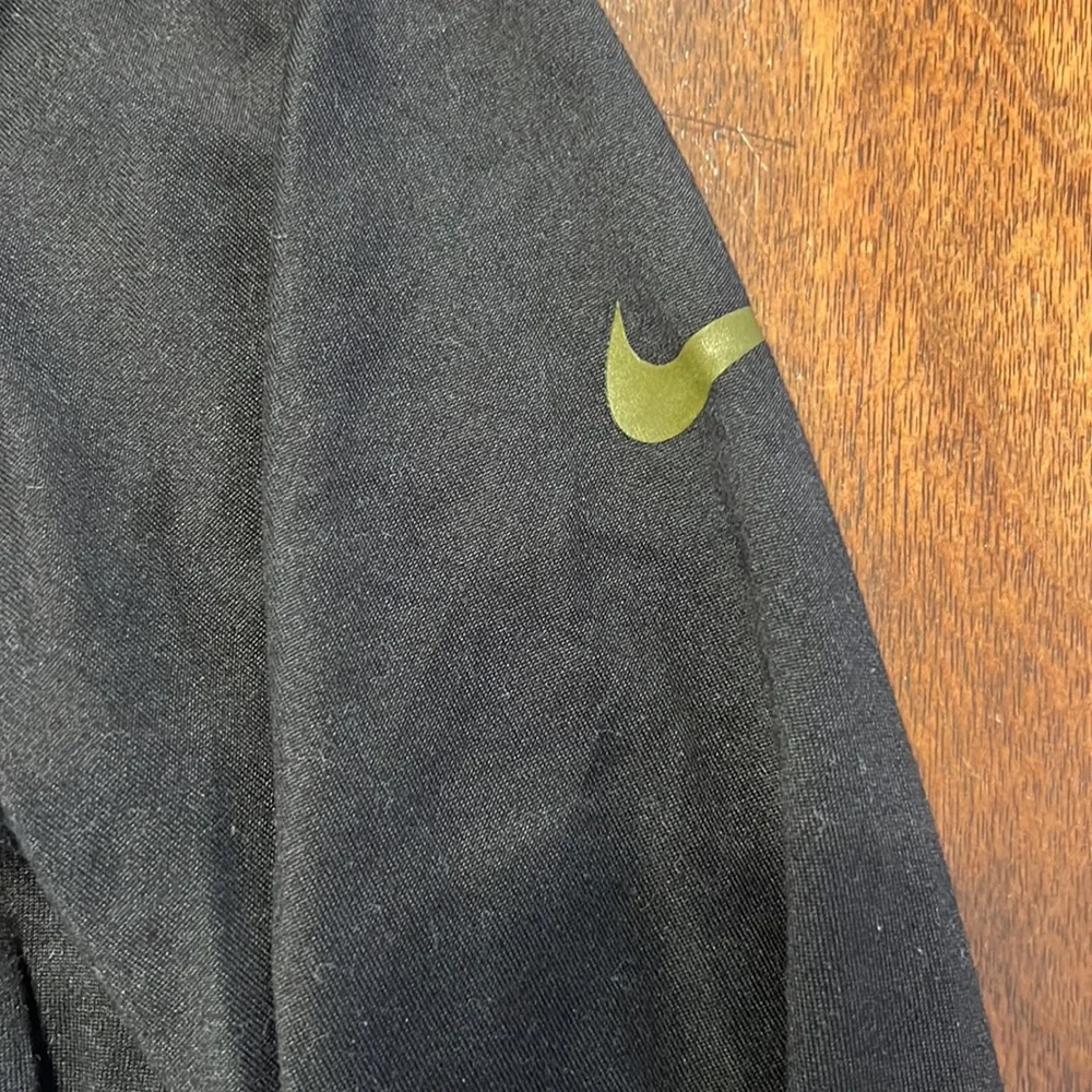 Nike Salute to Service - Picture 4 of 5